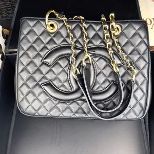 Chanel purse